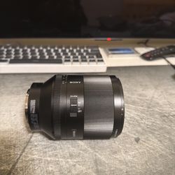 Sony FE 50mm F1.4 ZA ZEISS Planar T*