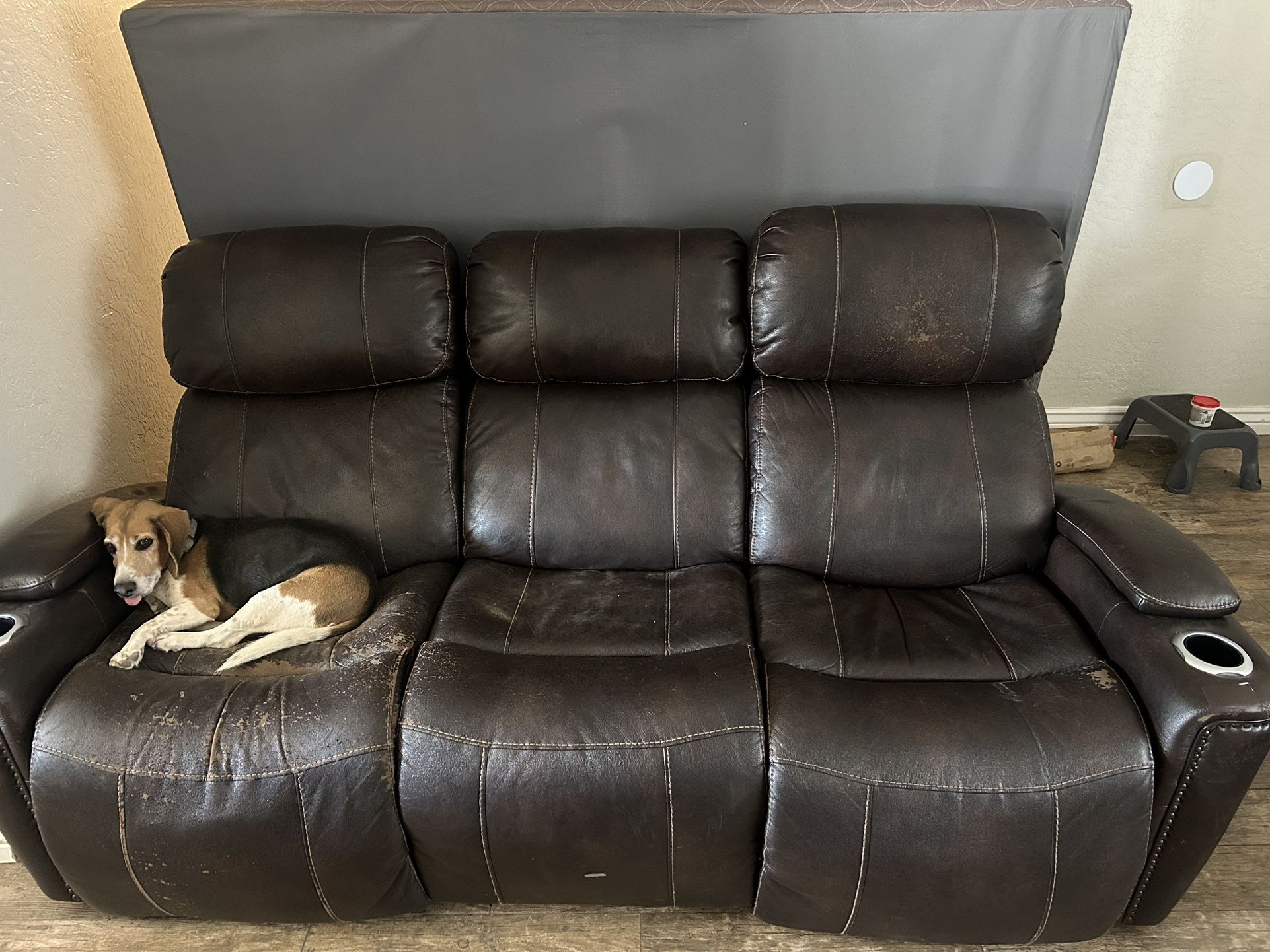 Recliner/ Couch