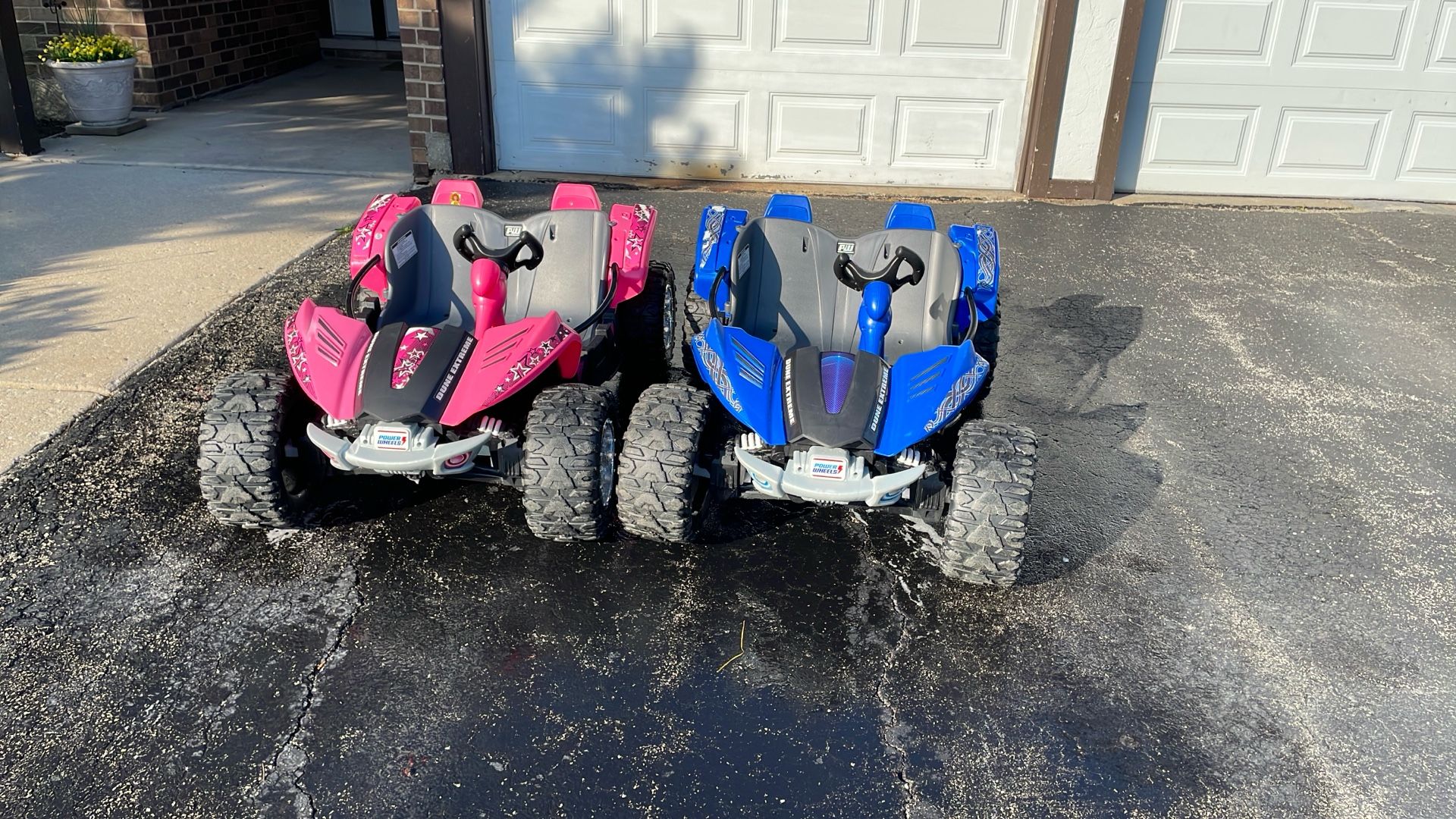 Power Wheels Eléctric Cars