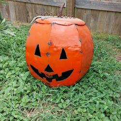 Large Lawn Metal Pumpkin