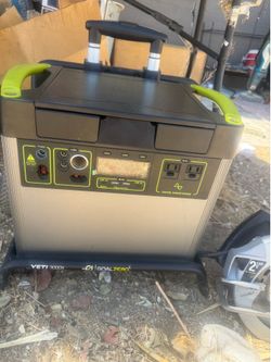 Yeti goal zero 3000x power station