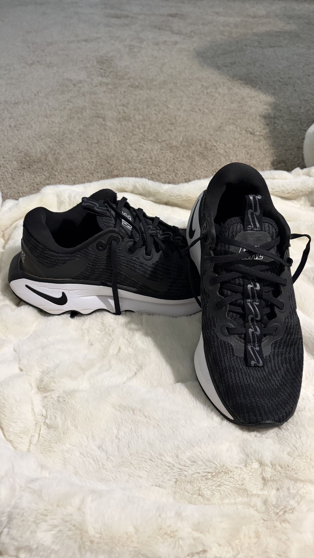 Nike Women’s Motiva Walking Shoes