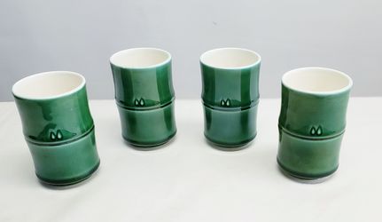 Saki/Tea Cup Set