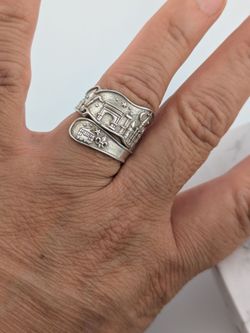 Sterling Silver Ring ✨ Size 8
