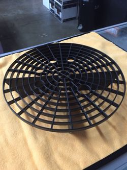 Grit guard for buckets