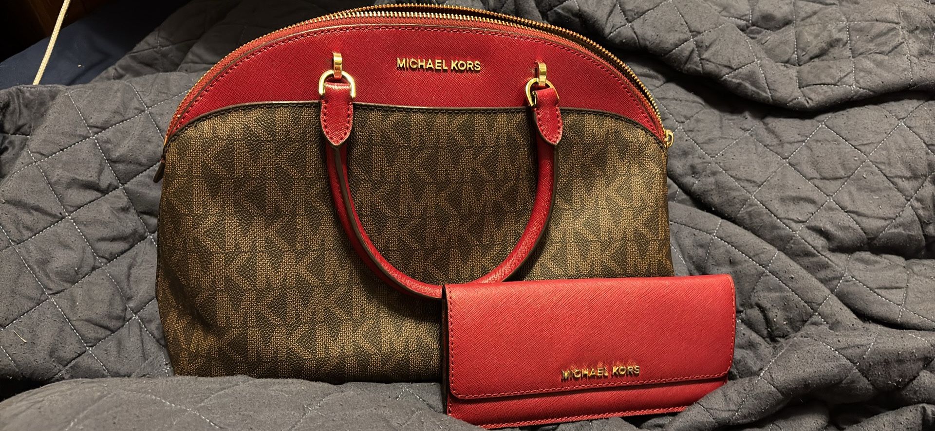 Michael Kors Handbag With Strap Inside