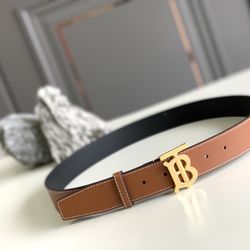 Burberry Lady’s Belt With Box 
