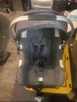 Nuna Stokke Car Seat great condition!