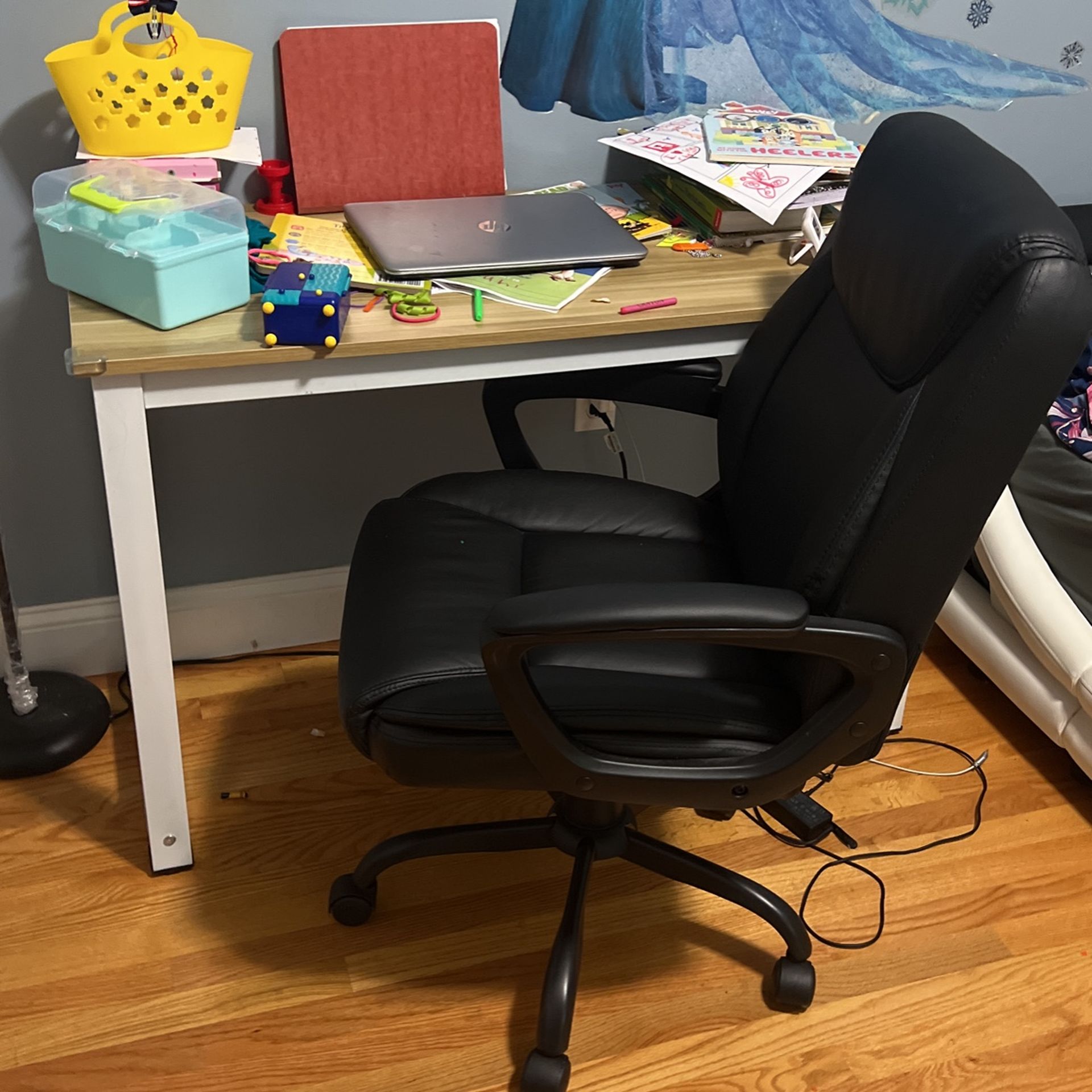 Computer Table With Chair  60$