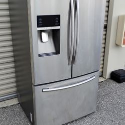 Samsung French Door Refrigerator with Bottom Freezer