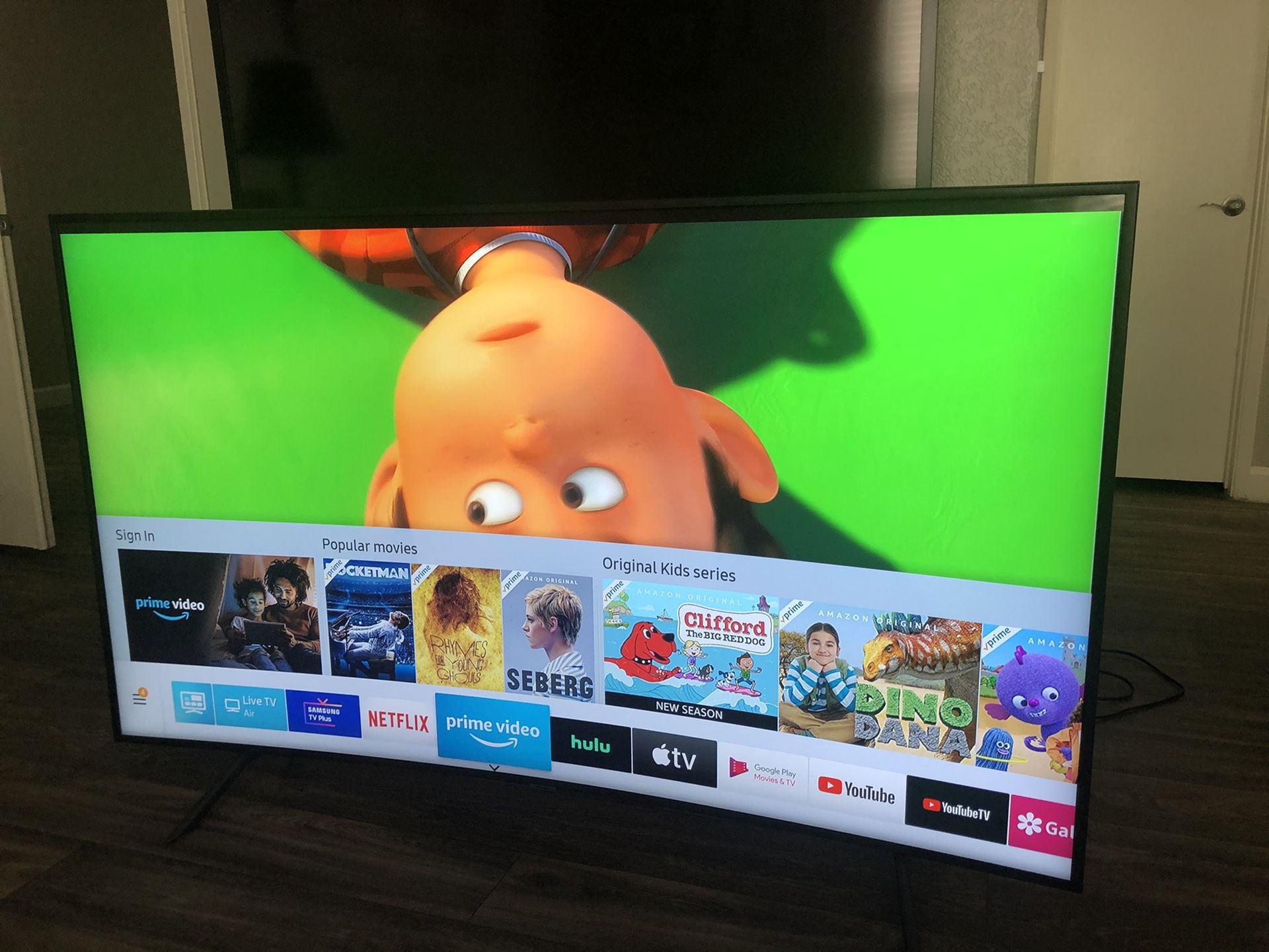 Samsung Curved Smart TV 55” 4K UHD 7 Series 2020 Model