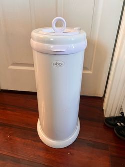Ubbi diaper pail