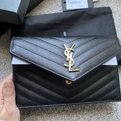 Ysl cassandra online woc