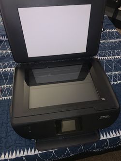 Dell Printer With Ink N Paper 