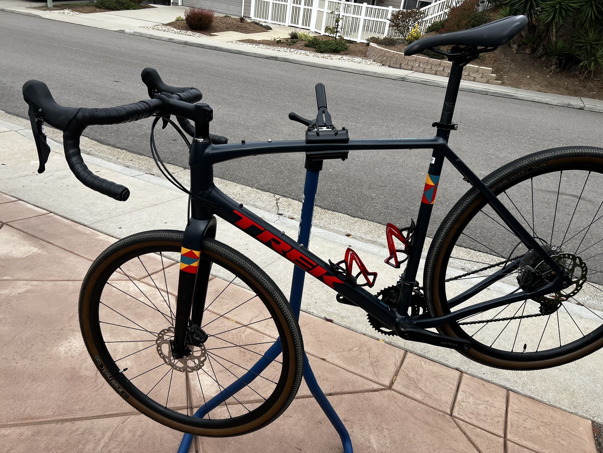 Trek Checkpoint ALR 5 Gravel Bike