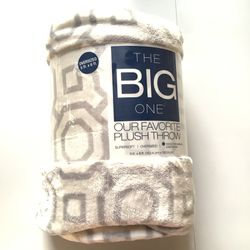 The Big One Oversized Supersoft Plush Throw 5 ft. x 6 ft. $12