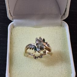 DIAMOND EMERALD WEDDING RING SET