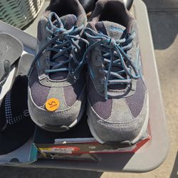 Women's Reebok Sneakers