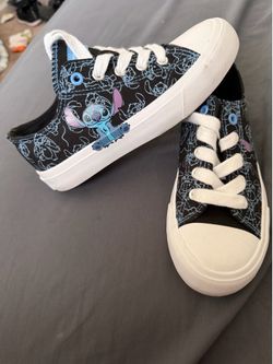 Girls Stitch Shoes size 1