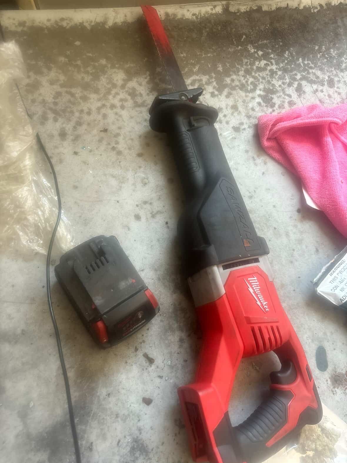Milwaukee Electric saw