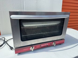 Avantco CO-16 Half Size Electric Convection Oven, Used Great Condition