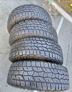 275/65/20 cooper Selling a set of 4 tires in excellent condition 🫡
