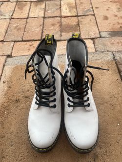 Doc Martens White 1460 Lace-Up Combat Boots Size 7 Women’s
