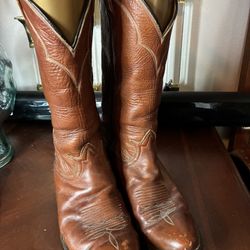 Vintage Men’s Tony Lama 5084 Leather Cowboy Boots Cognac Brown Size 7.5 D