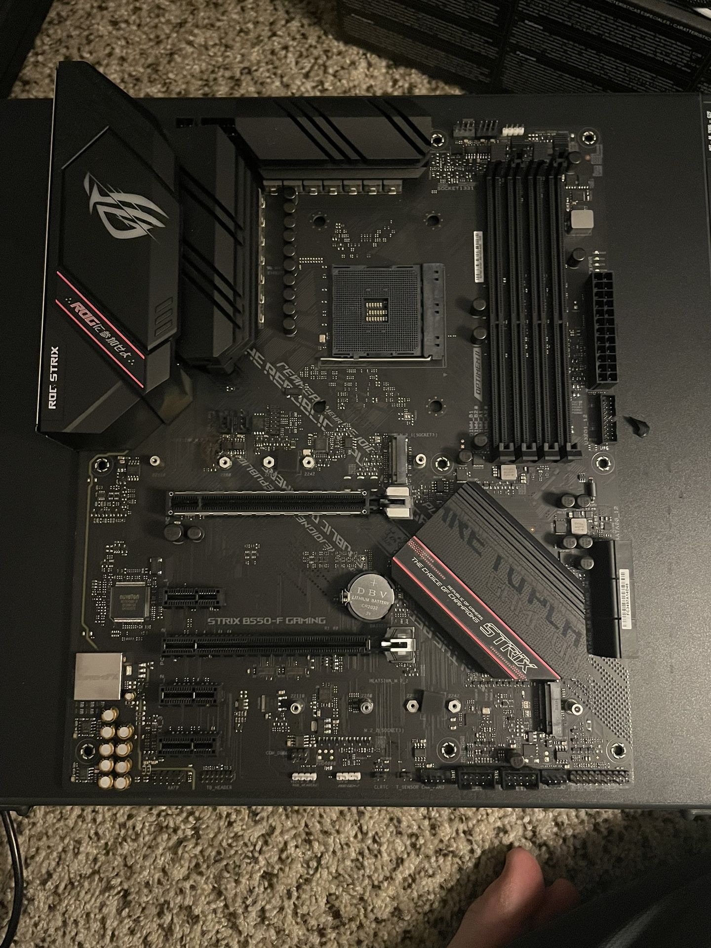 ROG Strix B550-F Wifi