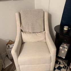 Babyletto Toco Swivel Glider 