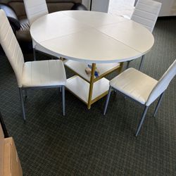 Round Dining Table 
