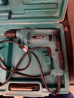 Makita 1/2” Corded Drill in Excellent Condition-I’m 15 minutes from the Outlet Mall-Thanks For Looking También Habló Español