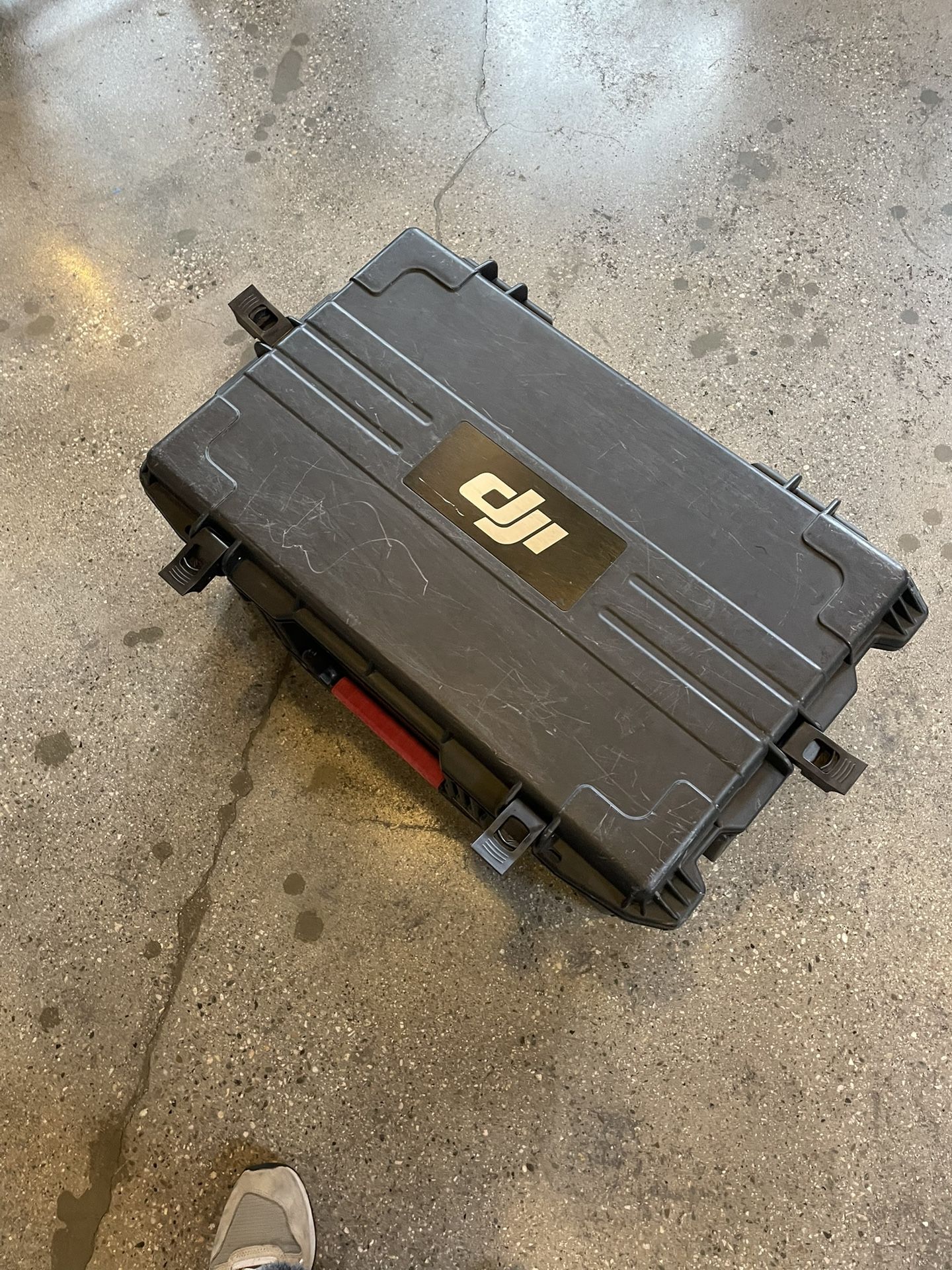 DJI Ronin M 3 Axis Gimbal Stabilizer