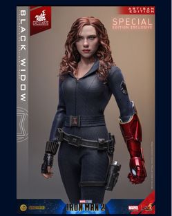 1/6 Hot Toys Black Widow Artisan Edition New & Sealed