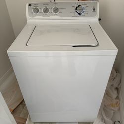 GE 3.8 DOE cu. ft. stainless steel capacity washer Very Clean and Perfect Working Condition