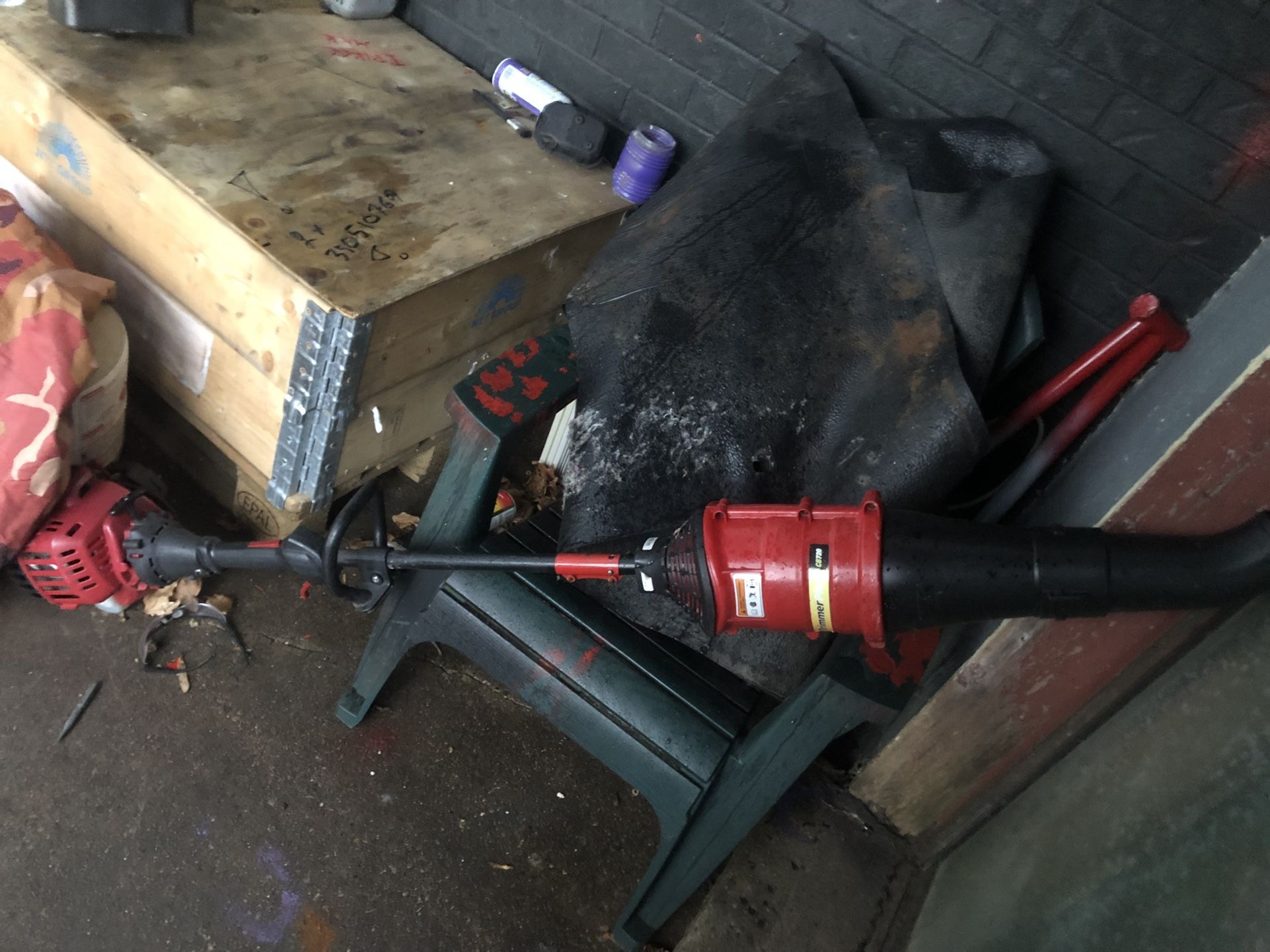 Leaf Blower
