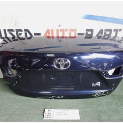w/2dents 2016 - 2017 - 2018 SCION iA REAR TRUNK LID OEM AY29210