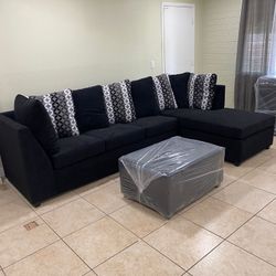 Black Sectional With Ottoman ‼️new Un Stock‼️