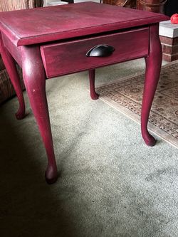 Qty 2 Queen Ann end tables