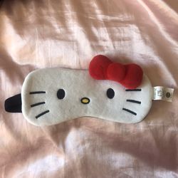 FREE Hello Kitty Night Mask & Ring (Pending Pick Up)