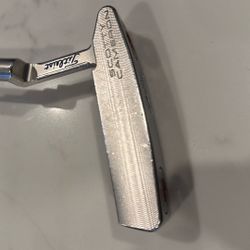Scotty Cameron Special Select Newport 2