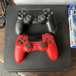 PS4 - 2 CONTROLLERS - 14 GAMES