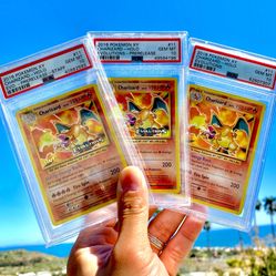 2016 Pokemon XY Evolutions Charizard  STAFF / Prerelease / Holo PSA 10