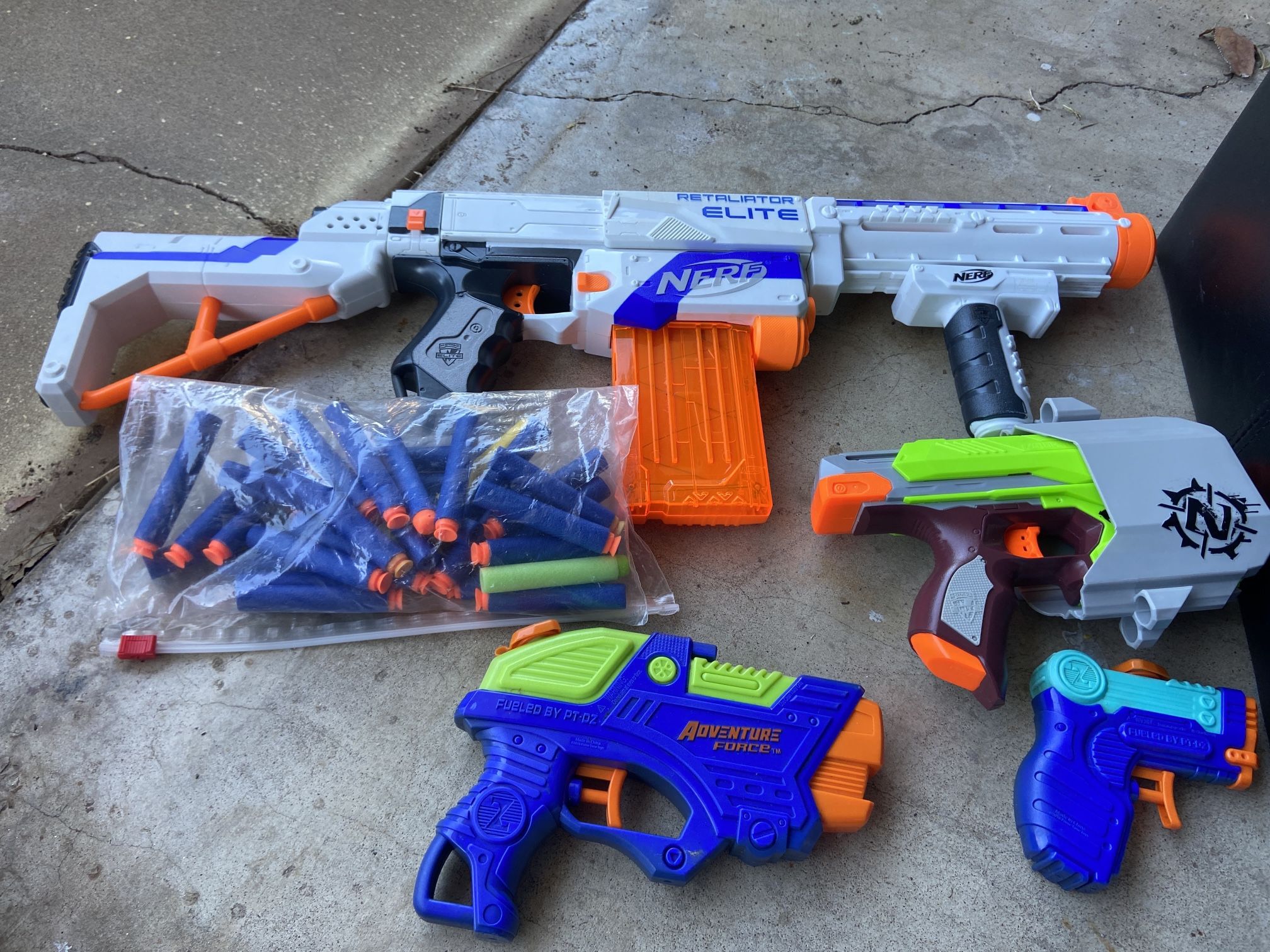 Nerf And Water Guns 