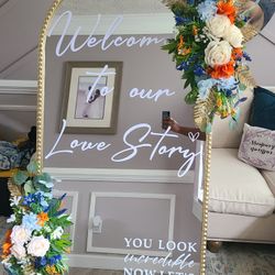 Gold Framed Wedding Welcome Mirror – Ready to Use!
