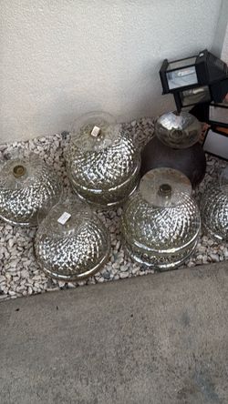 8 vases - free