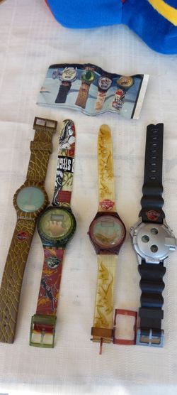 Vintage 1997 burger King jurassic Park "The Lost World" watches