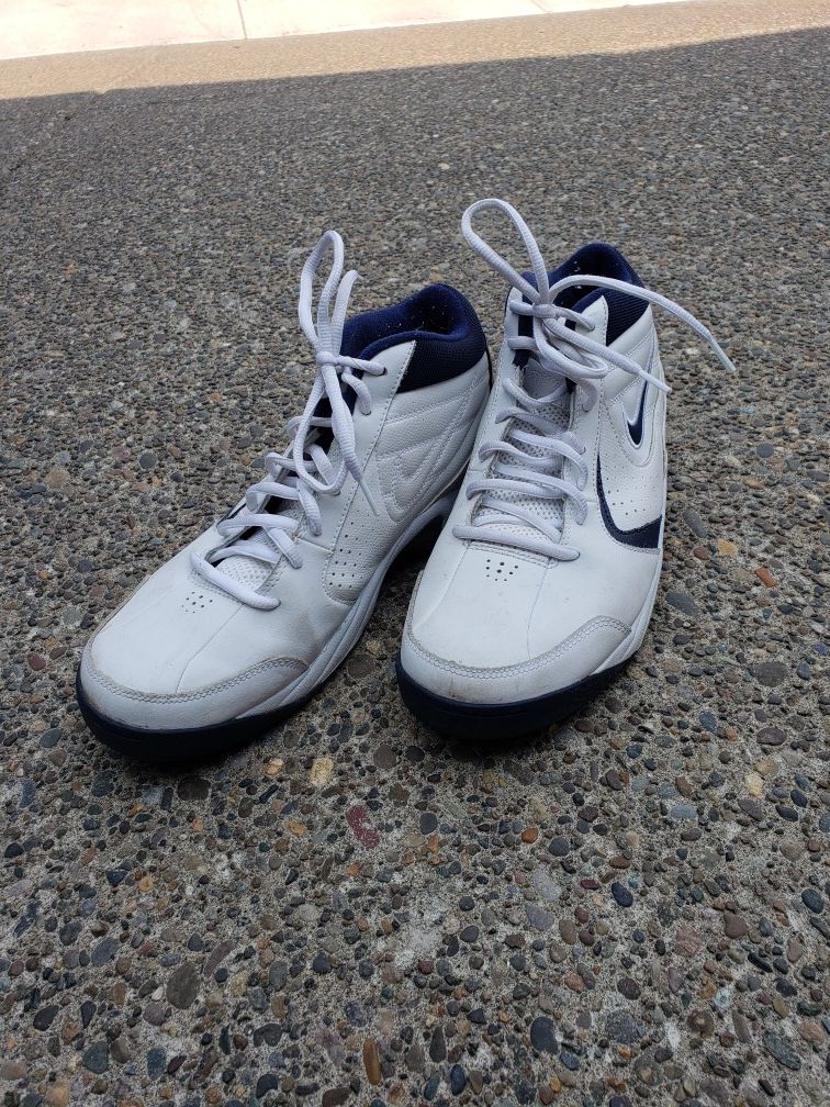 Mens' Nike shoes