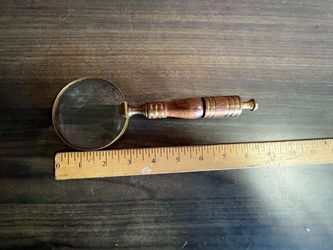 Vintage Magnifying Glass w Wood Turned Handle