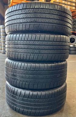 215/45r17 Michelin tires con 80% de Vida las 4